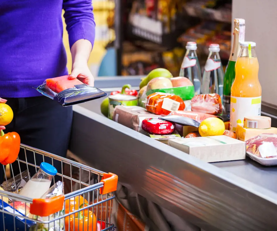 imballaggi sostenibili per alimenti supermercato